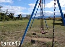 真昼ブランコ